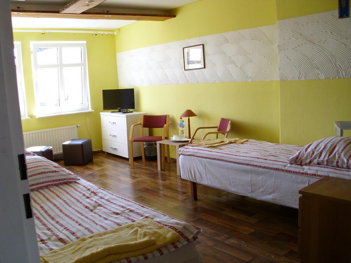 Pokoje Goscinne Irene Poznan Ngoại thất bức ảnh